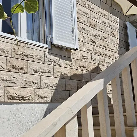 Albatros * Selca (Brac)