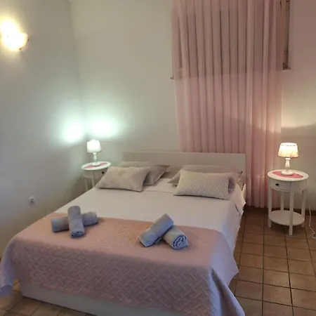 Albatros * Selca (Brac)