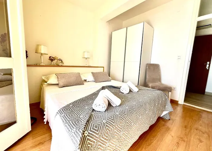 Albatros * Selca (Brac)