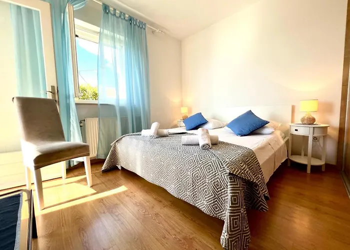 Albatros Selca (Brac)