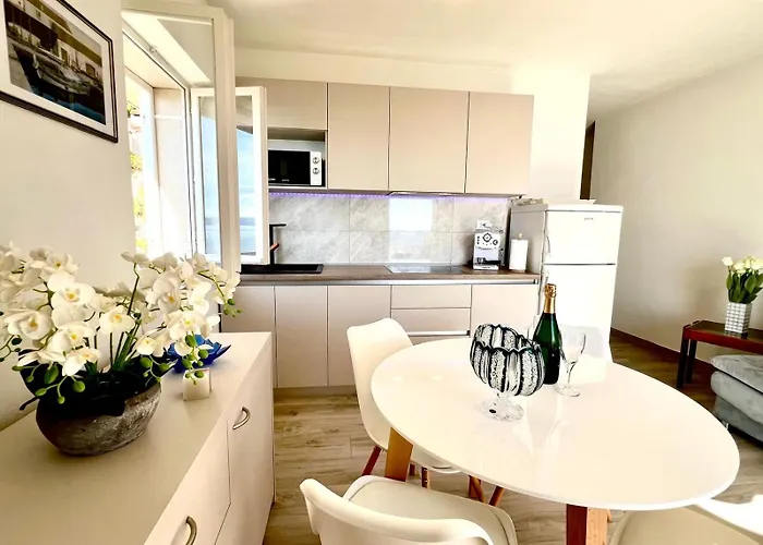 Albatros * Selca (Brac)