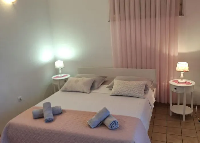 Albatros * Selca (Brac)